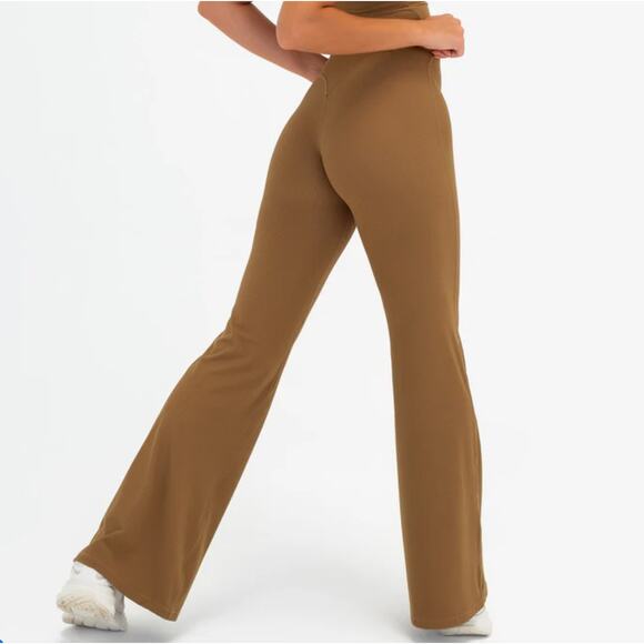 Vitality Cloud II Rib Cinch Wide Leg Trouser and Top Crocodile Large Set - Picture 2 of 10